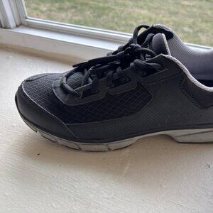 Bike shoes -Specialized